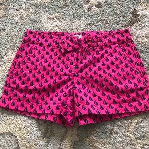Pink and navy sailboat print Vineyard Vines shorts